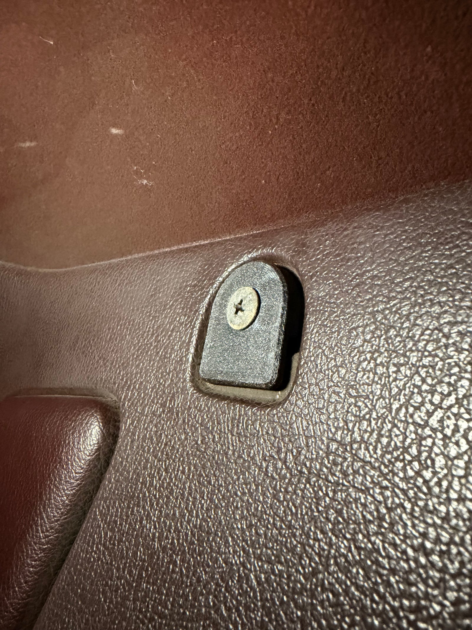 A70 cloth hanger delete panel